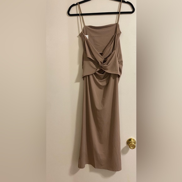 Commense Open Back Twist Mini Dress - Picture 4 of 4